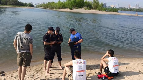 На Бугринском пляже в Новосибирске утонул 28-летний мужчина