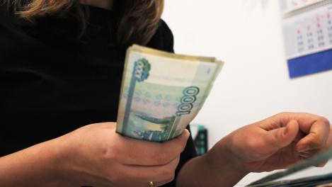 Защитить себя от действий мошенников теперь можно и в банкомате