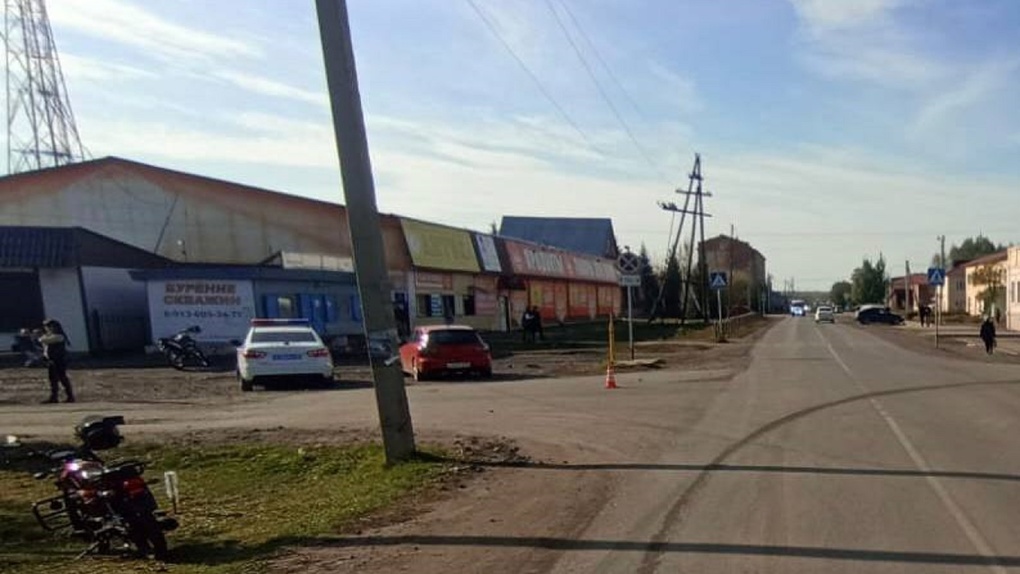 В Омске вновь началась пора ДТП с подростками на мопедах