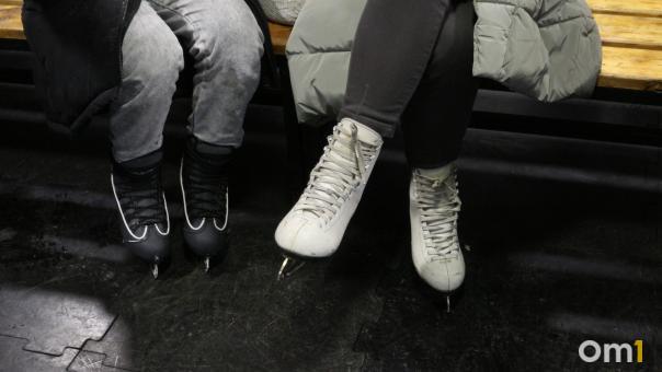 В День российского студенчества омичи смогут бесплатно покататься на коньках