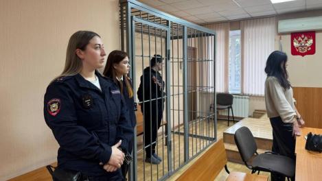 Новосибирский суд оставил в силе приговор матери, выбросившей ребёнка в мусорку
