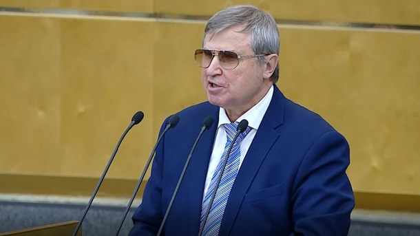 Арест, которого нет: омский депутат опроверг наличие зарубежного имущества