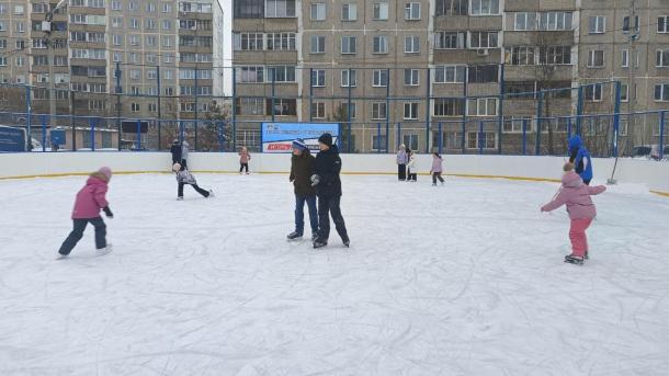 Новосибирцев приглашают на бесплатные занятия по фигурному катанию