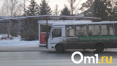 Очередное ДТП с маршруткой случилось в Омске
