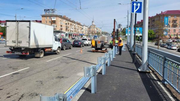 В Омске полностью закроют Ленинградский мост, чтобы проверить его на прочность