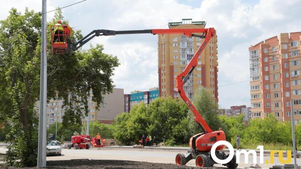 На Левобережье Омска строят современный транспортный узел