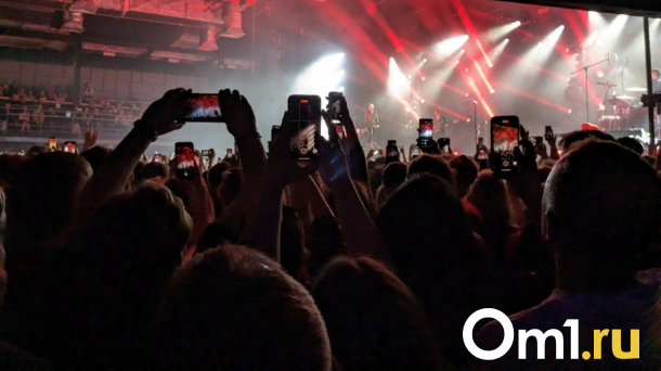 После жалобы казаков в Омске отменили концерт певицы Лолиты