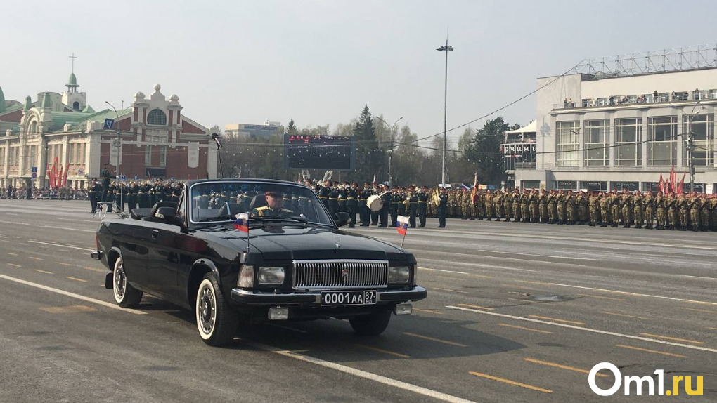 В сети появилось видео с трансляцией парада Победы в Новосибирске