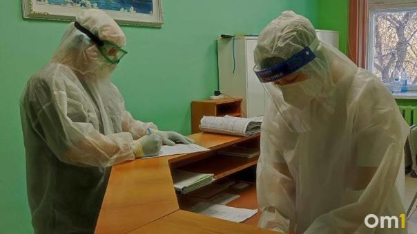 40-летняя женщина и ещё 12 новосибирцев скончались от коронавируса