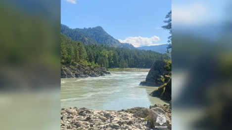 Омича затянуло в водоворот на Алтае: его не могут найти уже вторые сутки