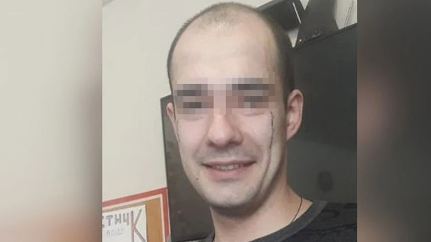 Мужчину с татуировкой на лице нашли мёртвым в Новосибирске