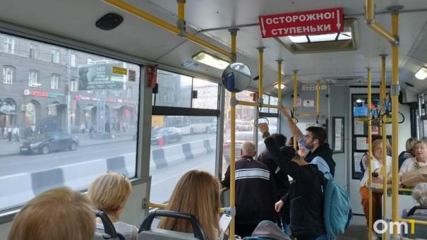 Худшие маршруты общественного транспорта назвали в Новосибирске