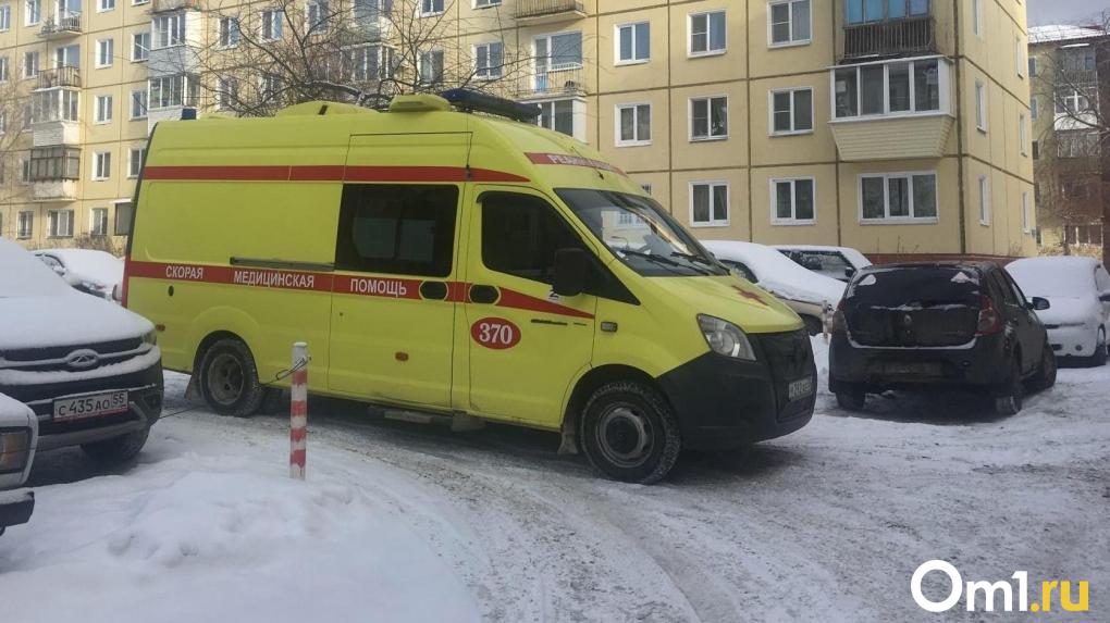 Омские больницы изменят режим работы на праздниках
