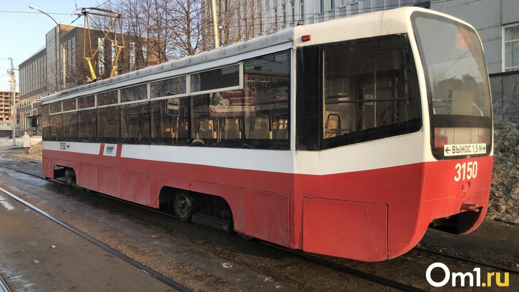 Прокуратура разберётся, почему в Новосибирске сошли с рельсов трамваи