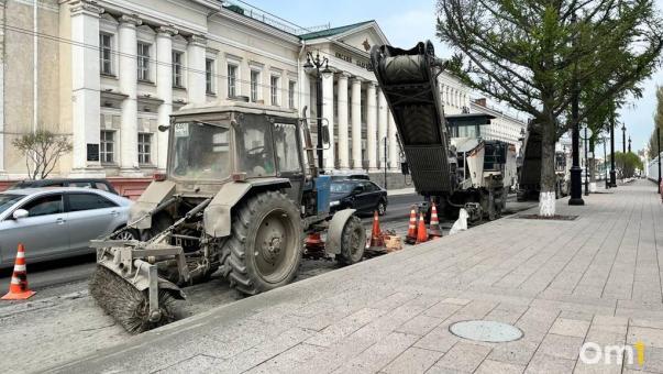 В Омске отремонтируют пять дорог, ведущих к медицинским учреждениям