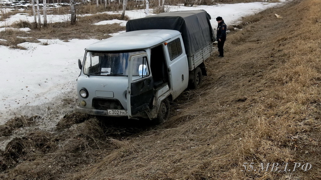 Бомж угнал машину