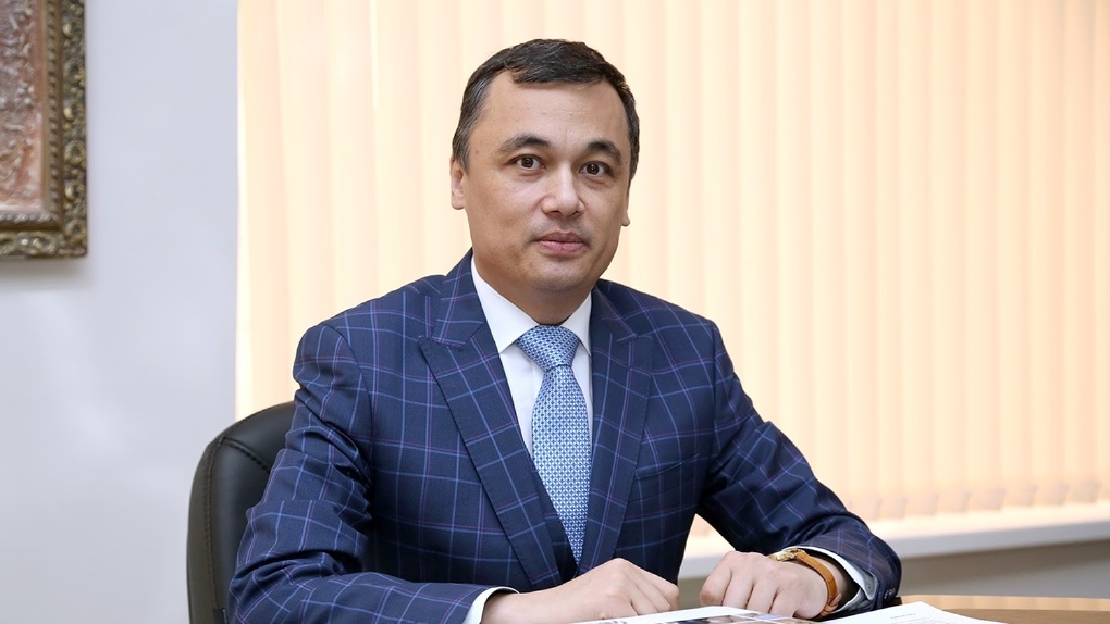 В Казахстане назначили нового министра информации, который считает Омск своей территорией