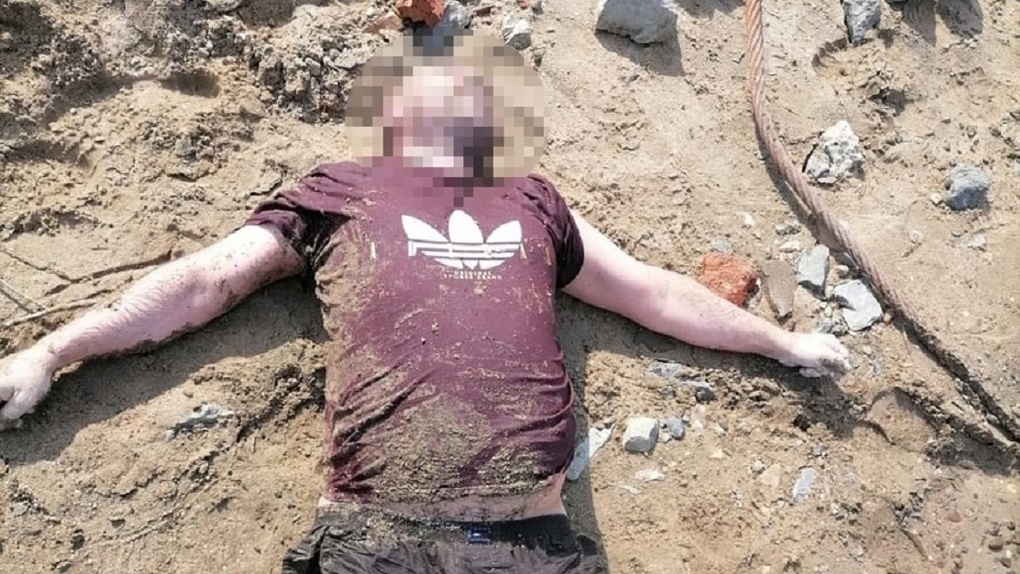Мокрый труп мужчины нашли напротив садового общества в Новосибирске