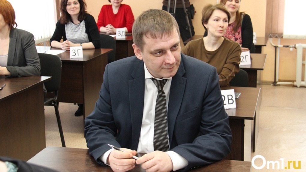 Министра образования Новосибирской области Сергея Федорчука госпитализировали с коронавирусом