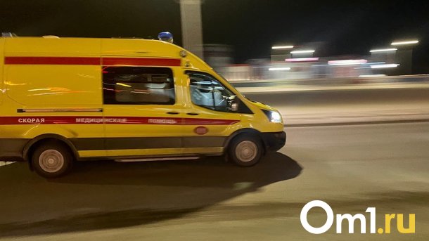 На омском Ленинградском мосту произошло ДТП, в котором пострадал ребёнок