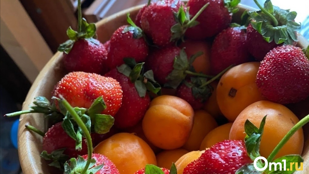 В Новосибирске несанкционированные торговцы лишились 221 кг овощей и фруктов