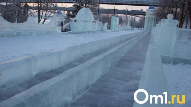 В Омской области потратят миллион рублей на новогодний городок с драконом
