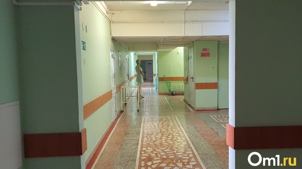 В Омске ищут подростка, который ушёл из детской поликлиники