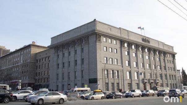 Иностранцам запретят работать мэром и депутатами в Новосибирске