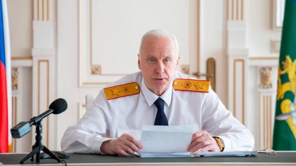 Ни разу не делали капремонт: Бастрыкин заинтересовался разрушающимся домом в Новосибирске