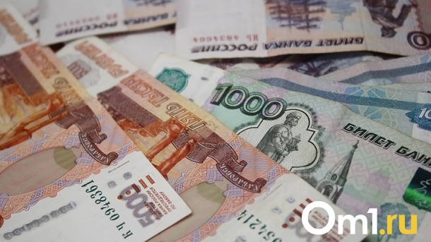 Директор убыточной «Тепловой компании» получал семь средних омских зарплат в месяц