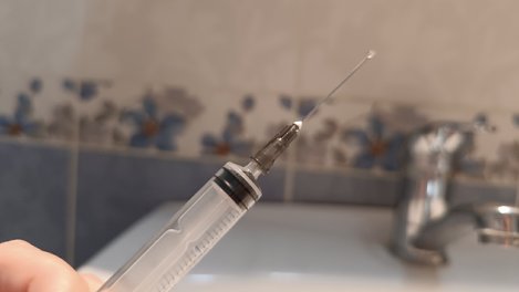 В Новосибирске 50% родителей отказываются ставить ребёнку прививку от гепатита В