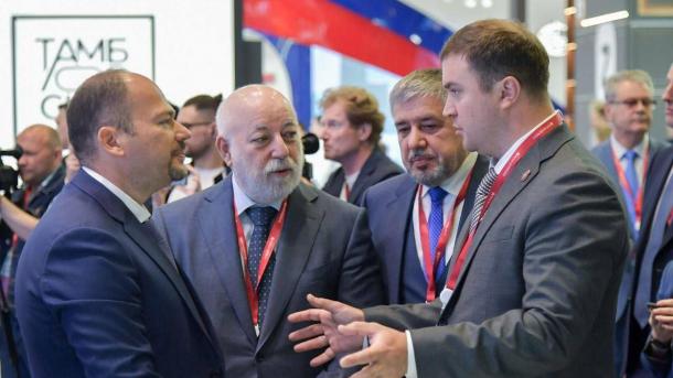 Хоценко на ПМЭФ привлёк в Омскую область 480 миллиардов рублей инвестиций
