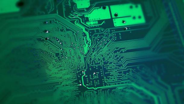 Абонентов с цифровыми SIM-картами стало на 80 % больше