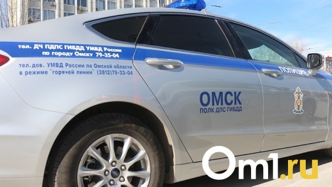 В Омске водитель на автомобиле «Датсун» врезался в забор и погиб