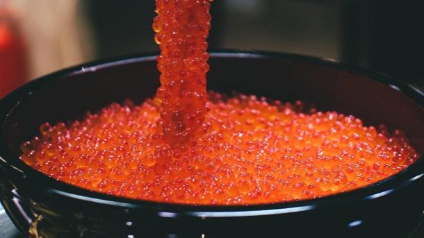 Остался без бутербродов: житель Дальнего Востока развёл омича на 300 тысяч