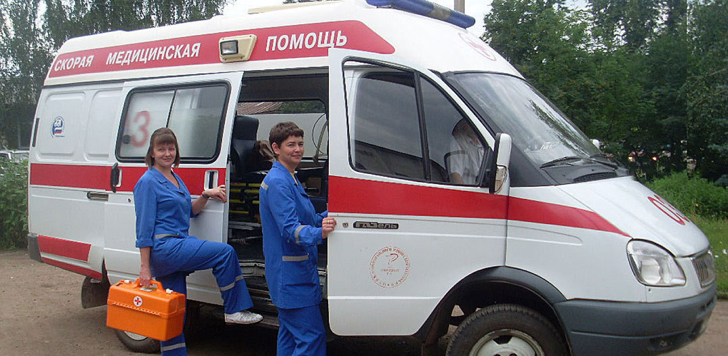Еще один пациент скорой в Омске напал на фельдшера