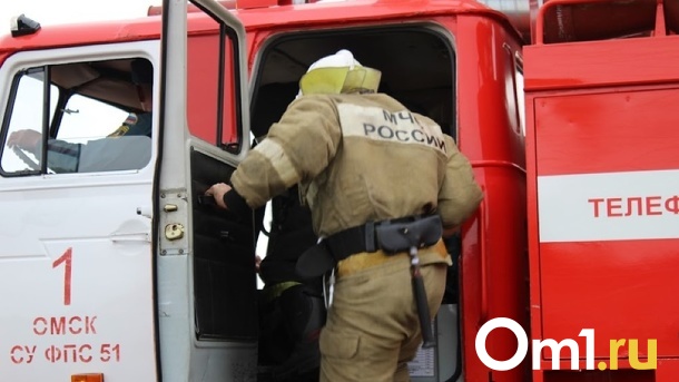 Омичи в соцсетях сообщают о пожаре в торговом центре Чкаловского посёлка