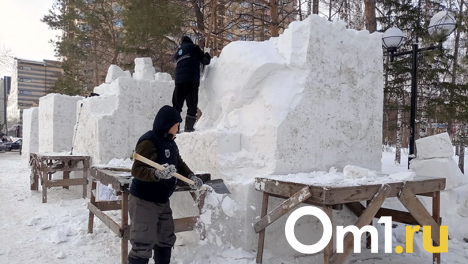 Фестиваль снежных скульптур стартовал в Новосибирске. ФОТО