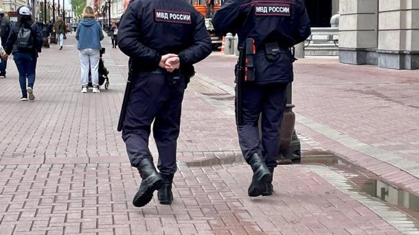 Полицейские помогали нелегальным мигрантам в Новосибирске