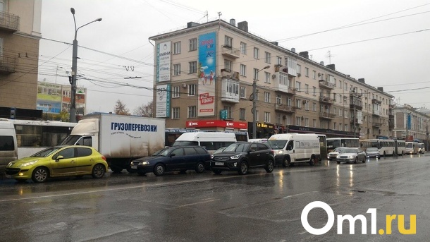 В Омске уже в этом месяце вырастут цены на такси
