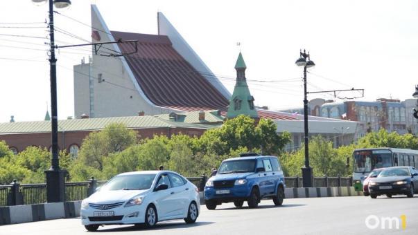 В Омске перекроют ряд улиц на День физкультурника: как изменится движение?