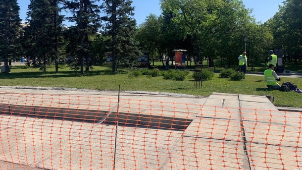 На площади Ленина в Новосибирске отремонтируют тротуар