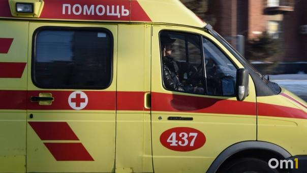 В Новосибирске водителей скорой помощи лишили части зарплаты из-за отказа вакцинироваться