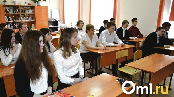 В Новосибирской области 145 школ получат интерактивные панели по нацпроекту «Образование»
