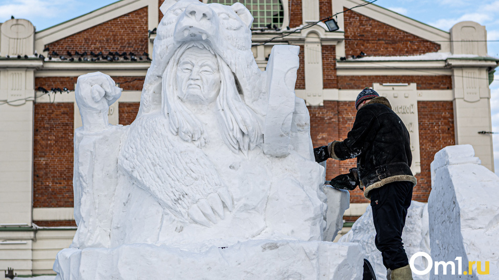 Новосибирская команда стала победителем фестиваля снежных скульптур