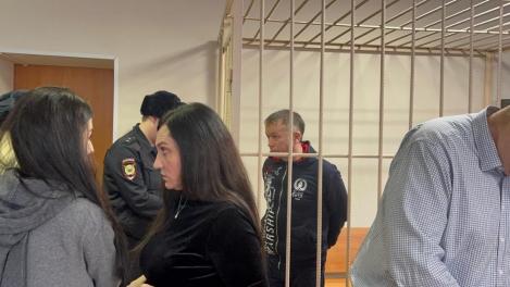 Суд Новосибирска арестовал имущество третьих лиц в деле Вялкова и Арисова