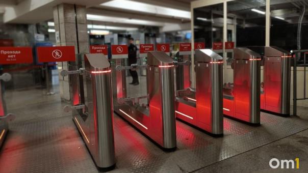 На станции метро «Площадь Ленина» появятся турникеты как на «Речном» в Новосибирске