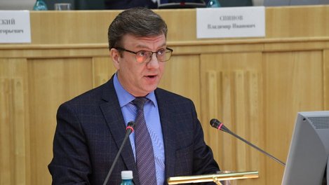 Мураховский пояснил, что делать омичам, которые обнаружили приписки от поликлиник в Госуслугах