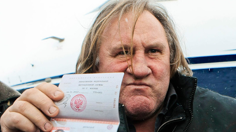 Прописанный в Новосибирске актёр Жерар Депардье рискует лишиться гражданства из-за критики спецоперации