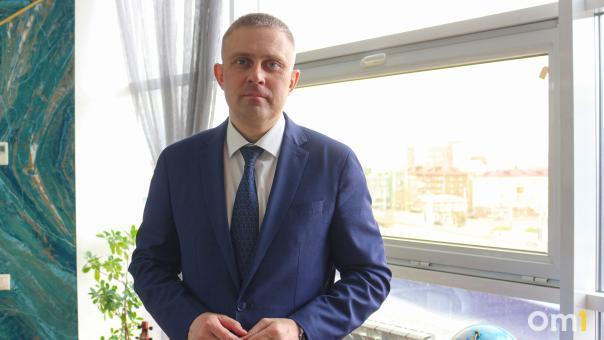 Глава омского Минкульта Юрий Трофимов анонсировал гастроли легендарного ансамбля «Донбасс»